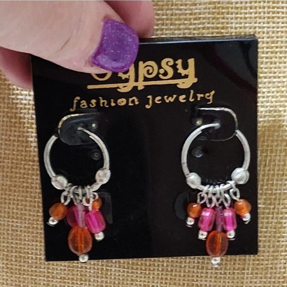 TRESKA Pink And Orange beaded dangle chandelier earrings - Picture 3 of 3